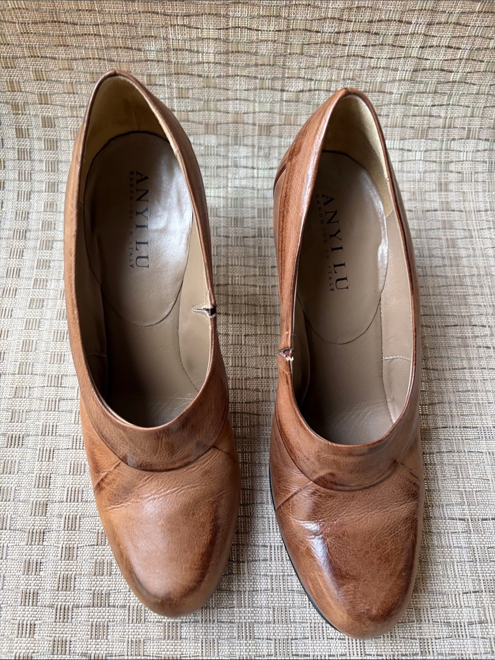 Anyi Lu Soul Leather Round-Toe Pumps